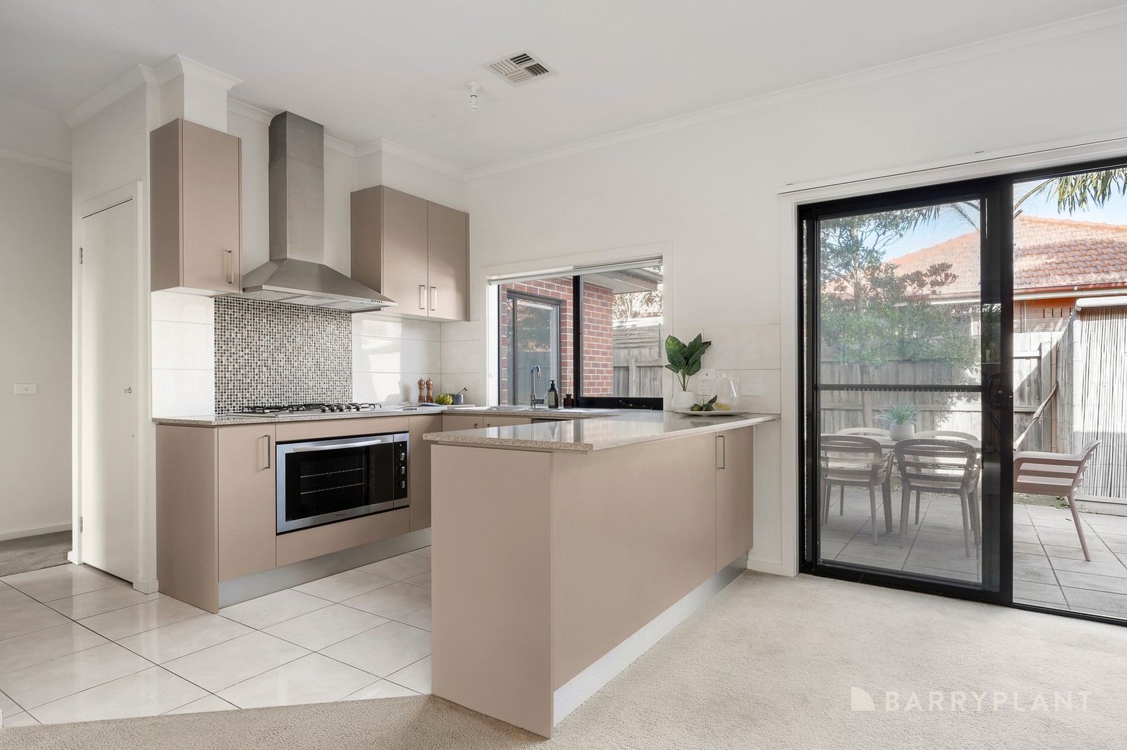 2/13 Bondi Road, Bonbeach, VIC 3196, Bonbeach - Thumbnail 7