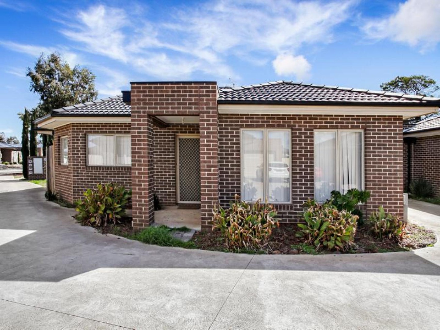 2/13 Bronton Close, Kurunjang, VIC 3337