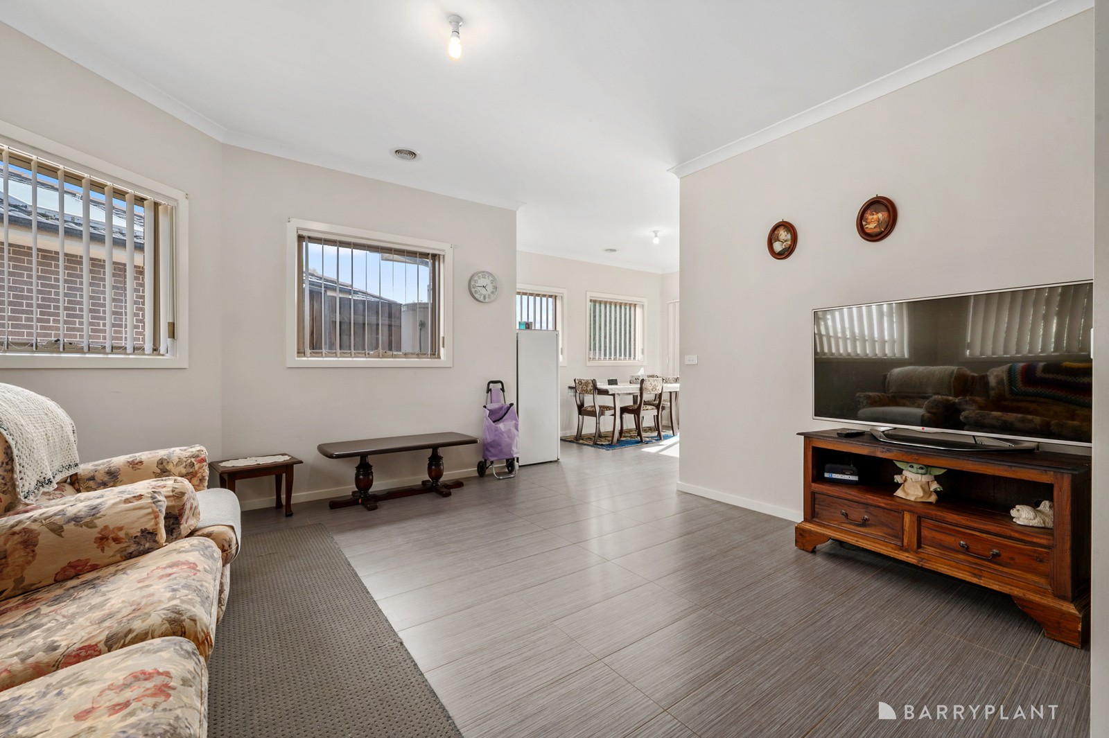 2/13 Bronton Close, Kurunjang, VIC 3337, Kurunjang - Thumbnail 5