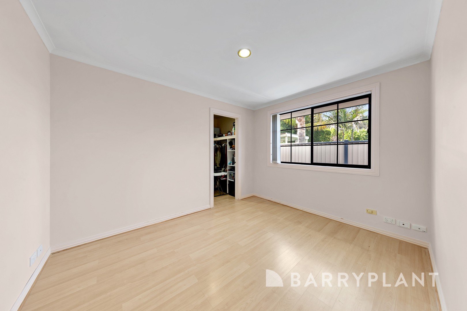 2/13 Burns Avenue, St Albans, VIC 3021, St Albans - Thumbnail 4