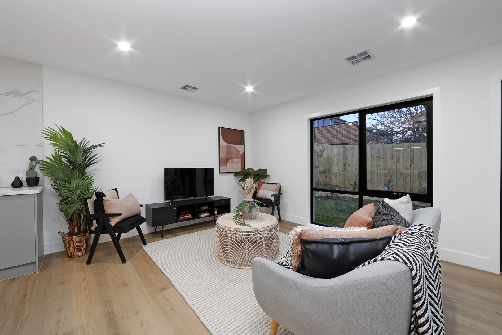 2/13 Gilbert Court, Scoresby, VIC 3179, Scoresby - Thumbnail 3