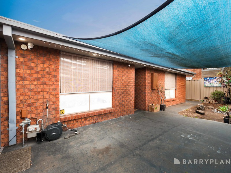 2/13 Honey Grove, St Albans, VIC 3021 - Image - 14/11/2025