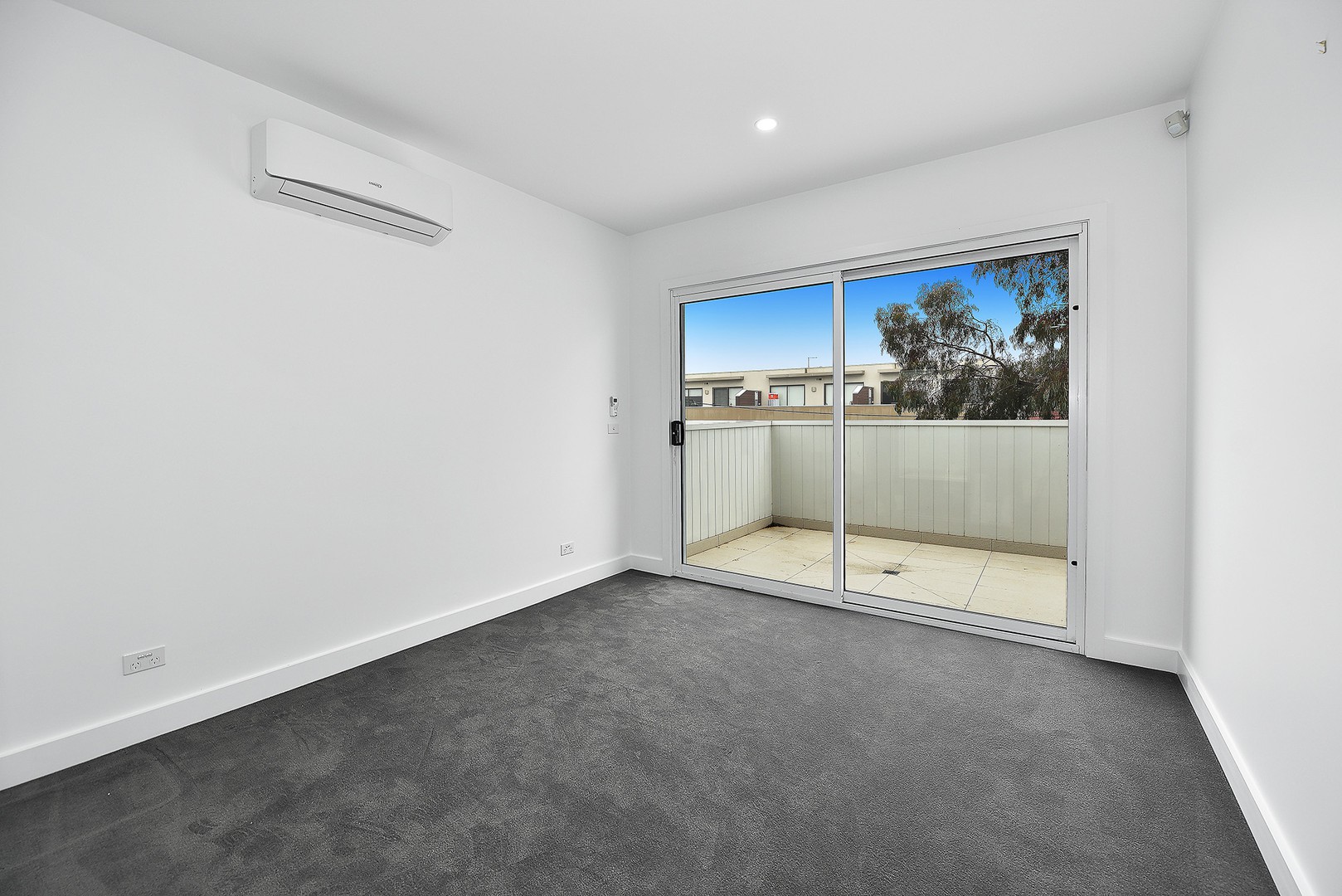 2/13 Hotham Road, Niddrie, VIC 3042, Niddrie - Thumbnail 5