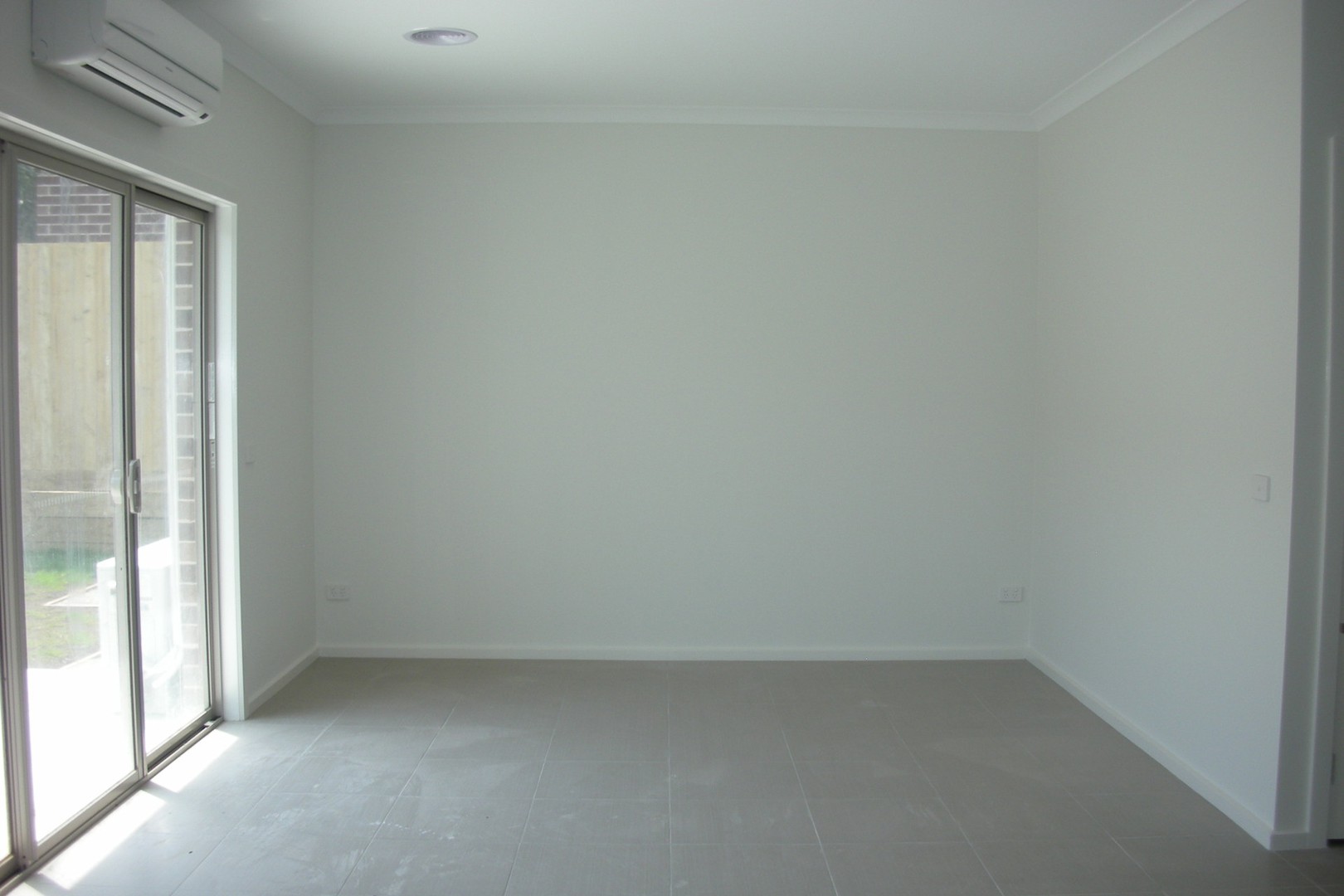 2/13 Leonard Street, Bayswater, VIC 3153 - Thumbnail 2 - 29/08/2025