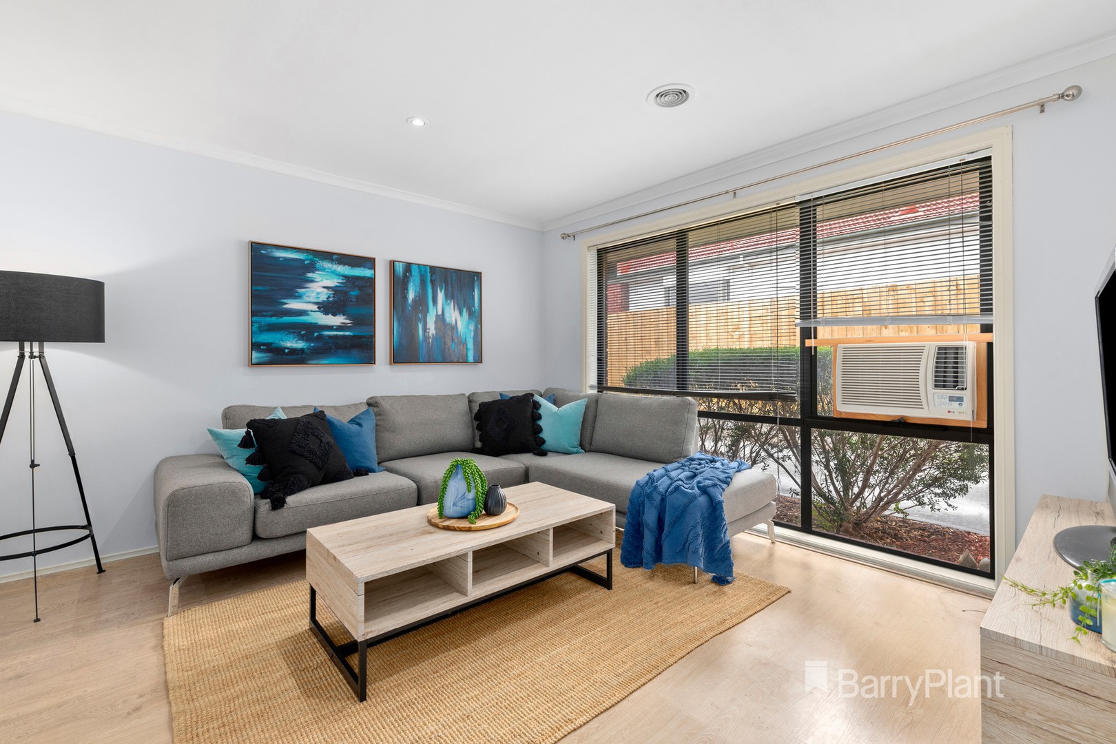 2/13 Niel Street, Croydon, VIC 3136, Croydon - Thumbnail 2