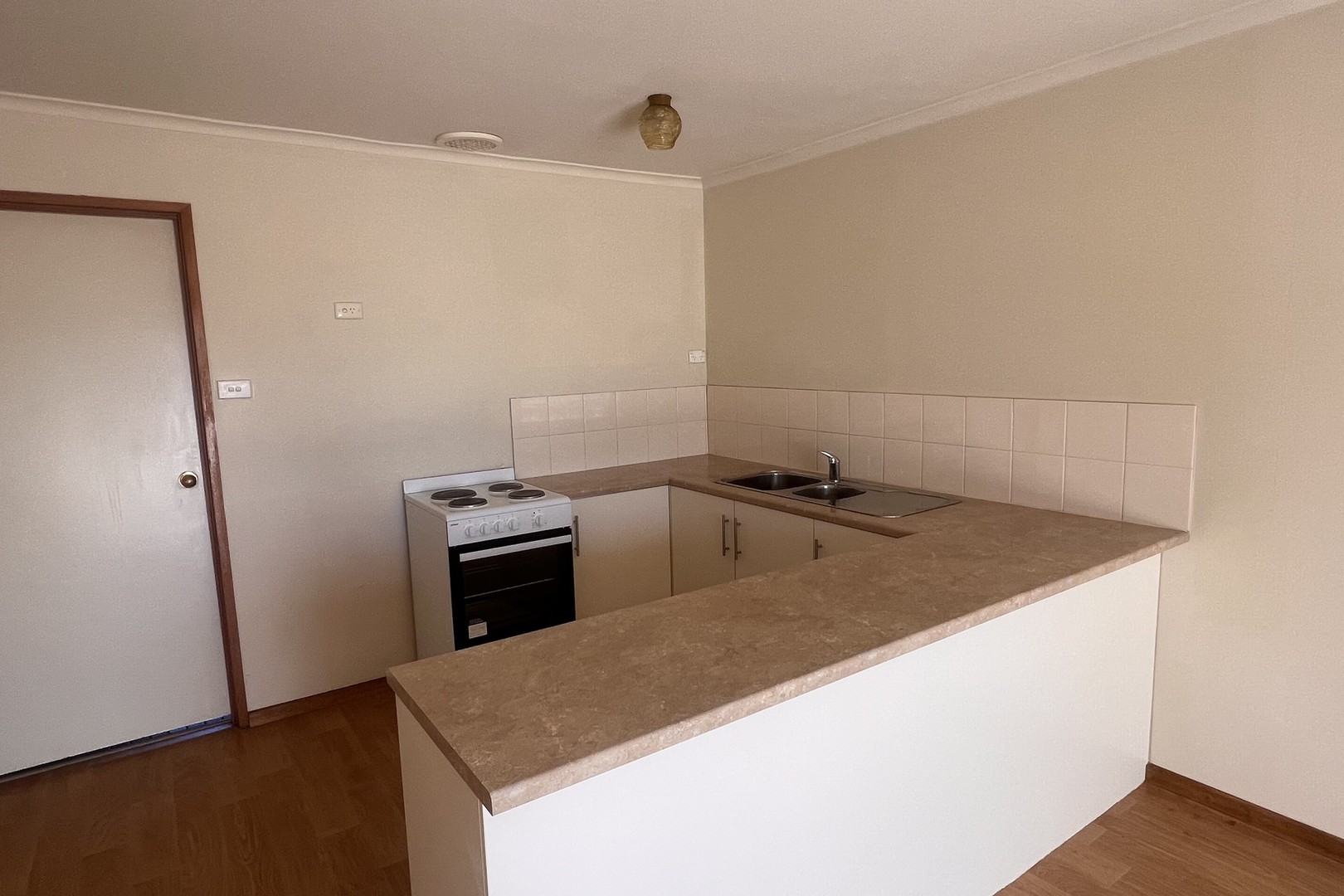 2/13 Sharland Street, Mildura, VIC 3500, Mildura - Thumbnail 6