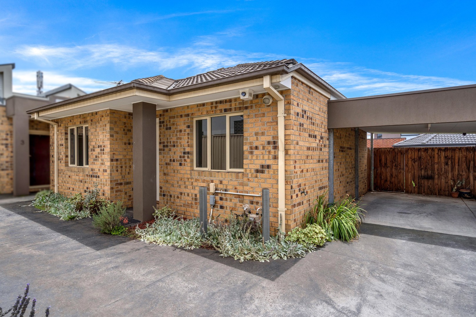 2/13 Suffolk Street, Reservoir, VIC 3073
