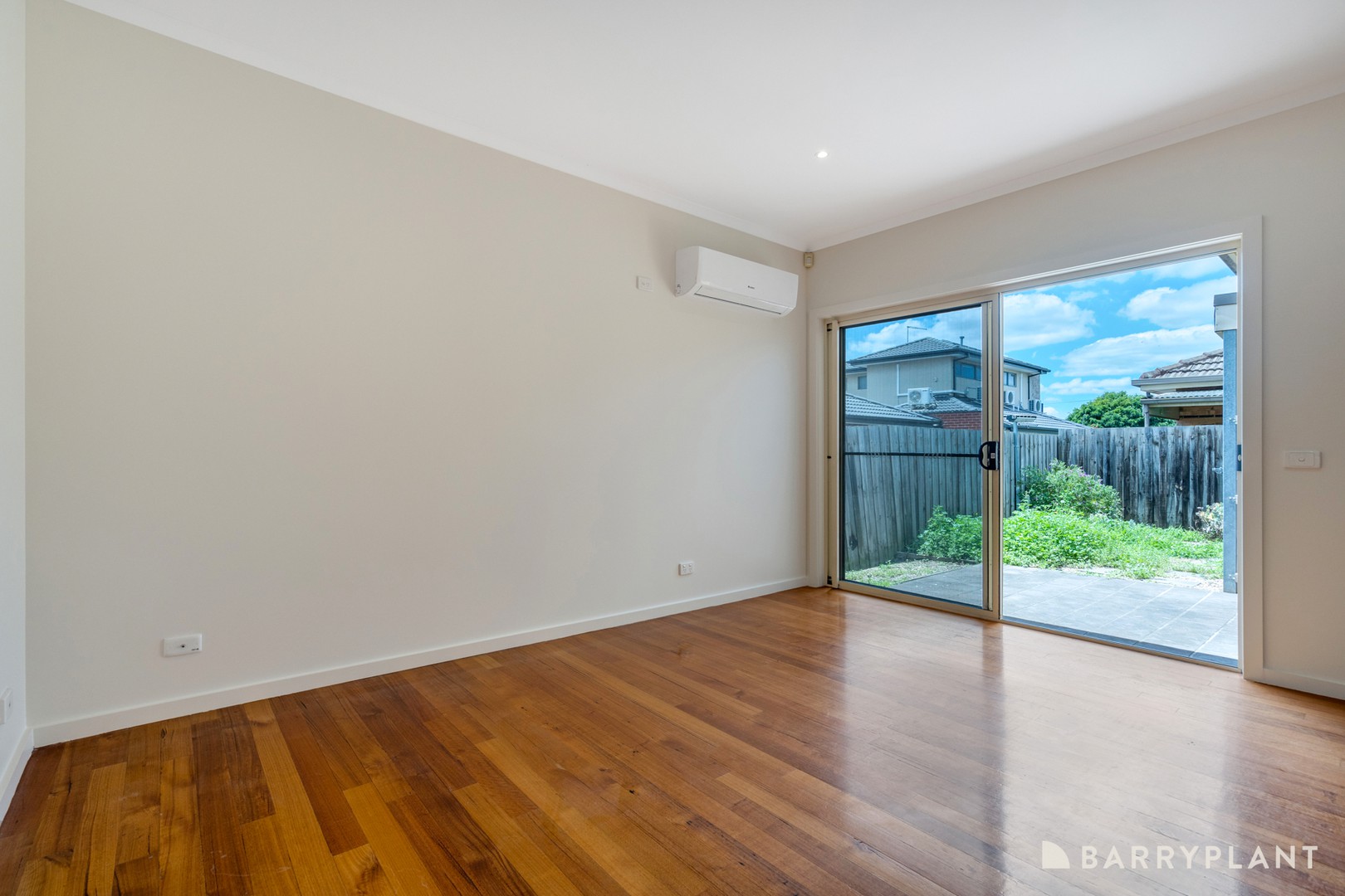 2/13 Suffolk Street, Reservoir, VIC 3073, Reservoir - Thumbnail 3