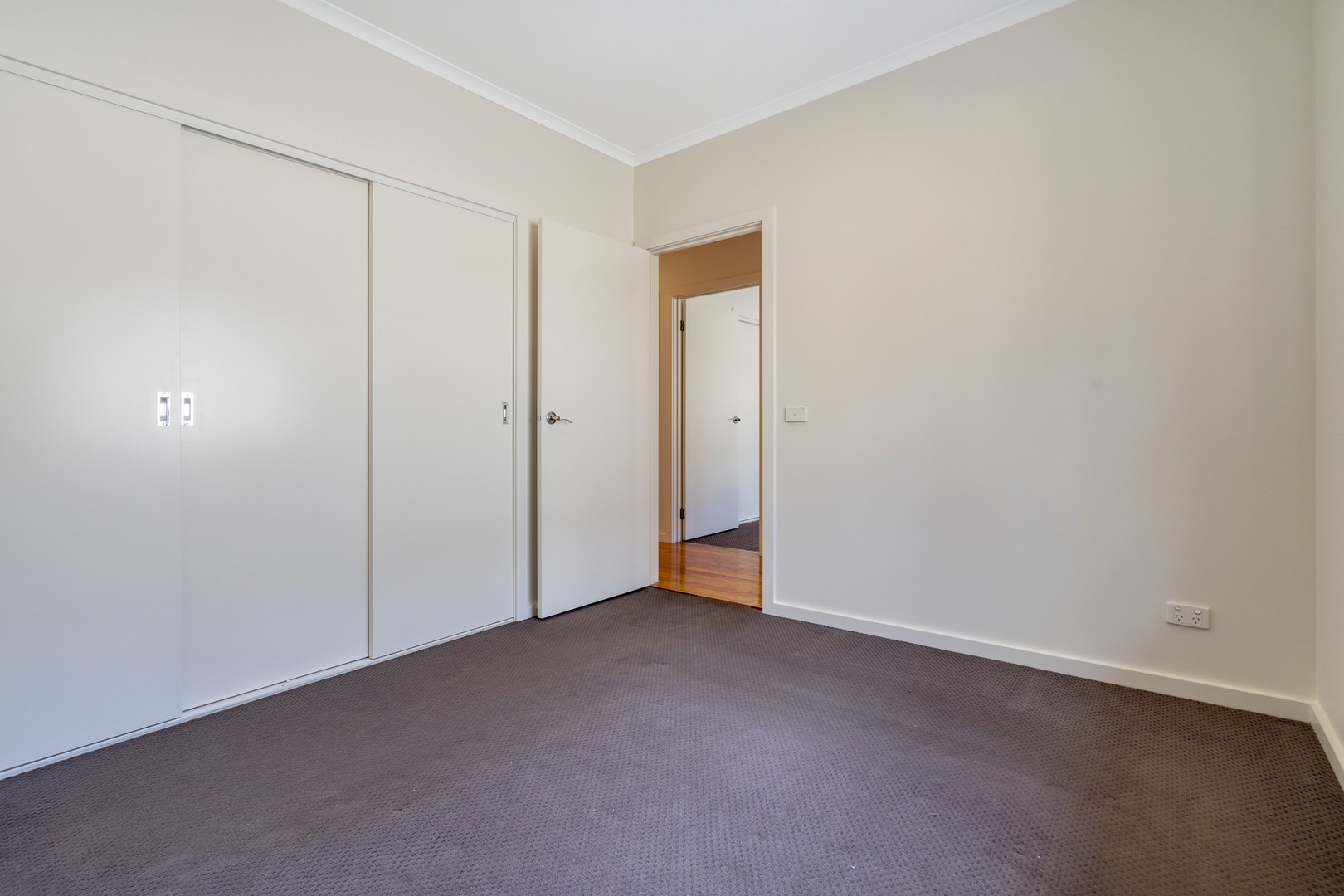 2/13 Suffolk Street, Reservoir, VIC 3073, Reservoir - Thumbnail 7