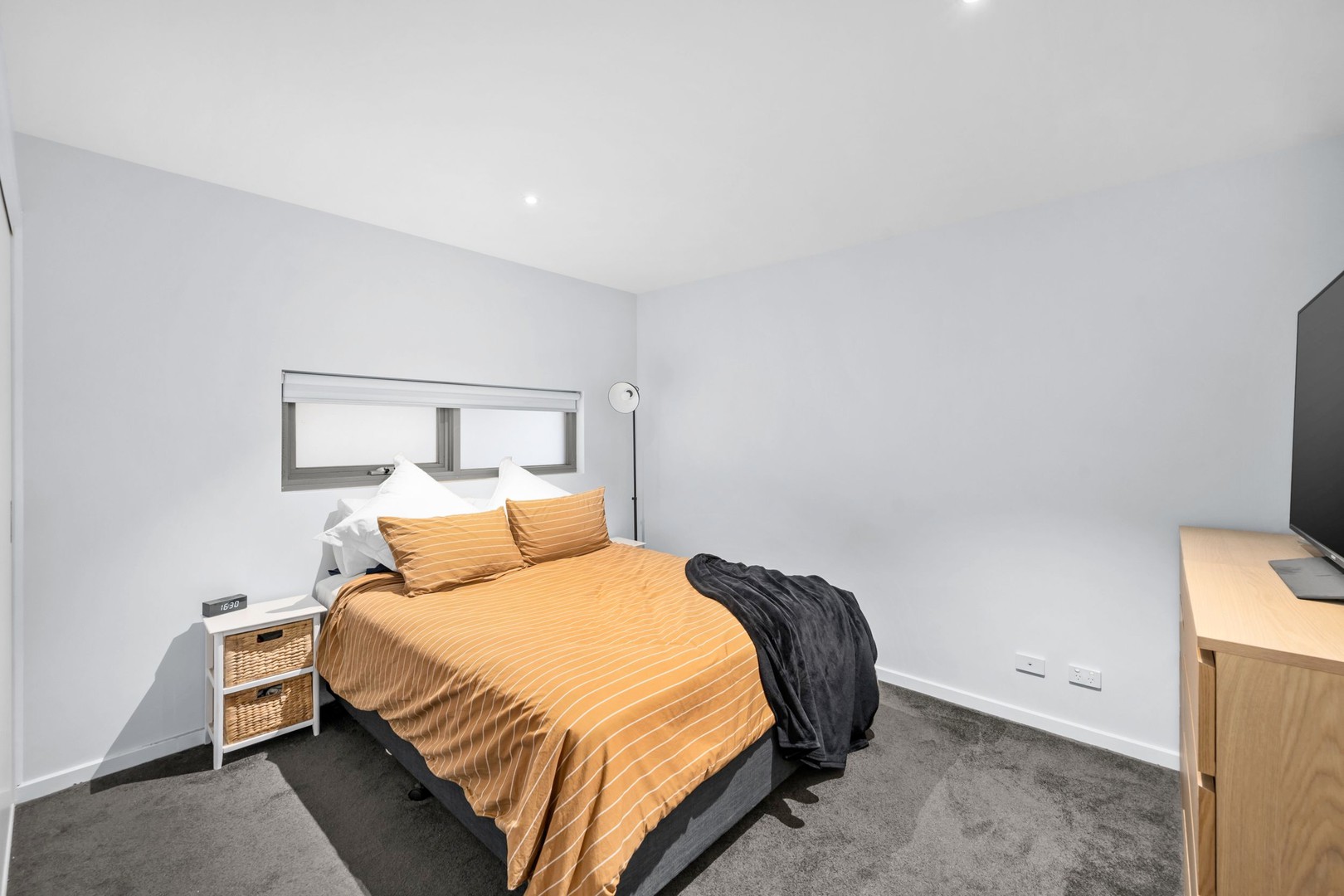 2/13 Winifred Street, Essendon, VIC 3040, Essendon - Thumbnail 6