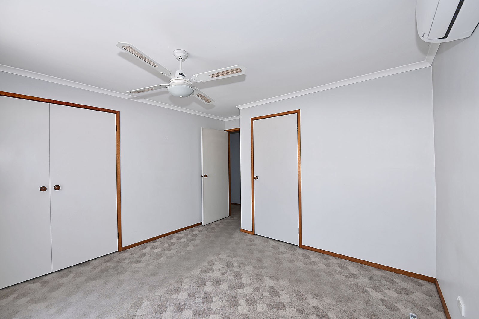 2/130 Deakin Street, Essendon, VIC 3040, Essendon - Thumbnail 4