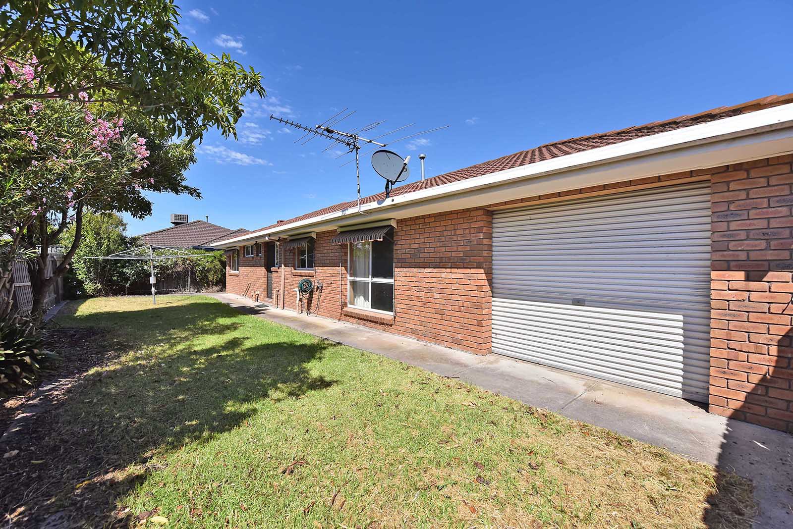 2/130 Deakin Street, Essendon, VIC 3040, Essendon - Thumbnail 6