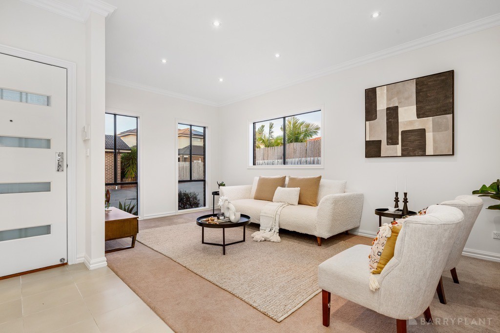 2/130 Kennington Park Drive, Endeavour Hills, VIC 3802, Endeavour Hills - Thumbnail 2