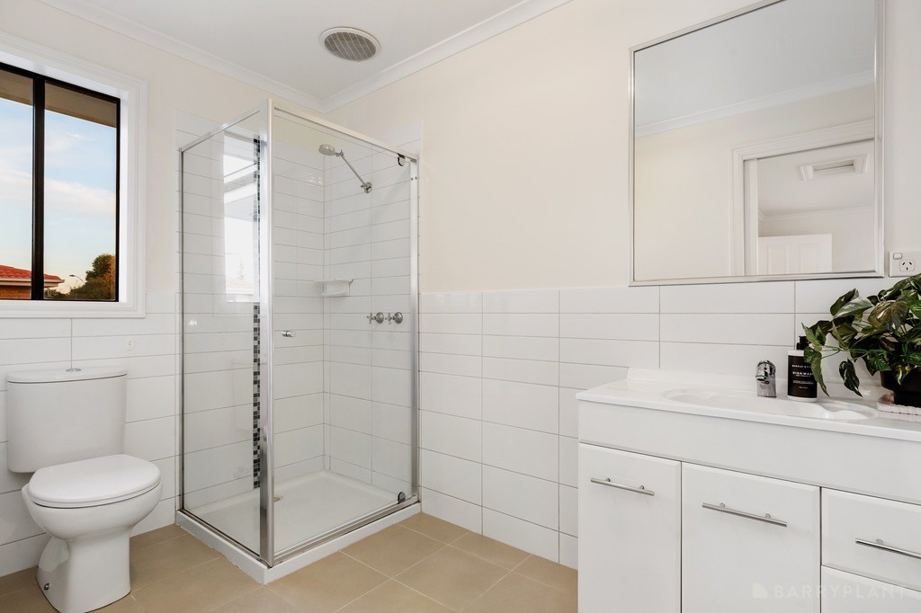 2/130 Kennington Park Drive, Endeavour Hills, VIC 3802, Endeavour Hills - Thumbnail 7