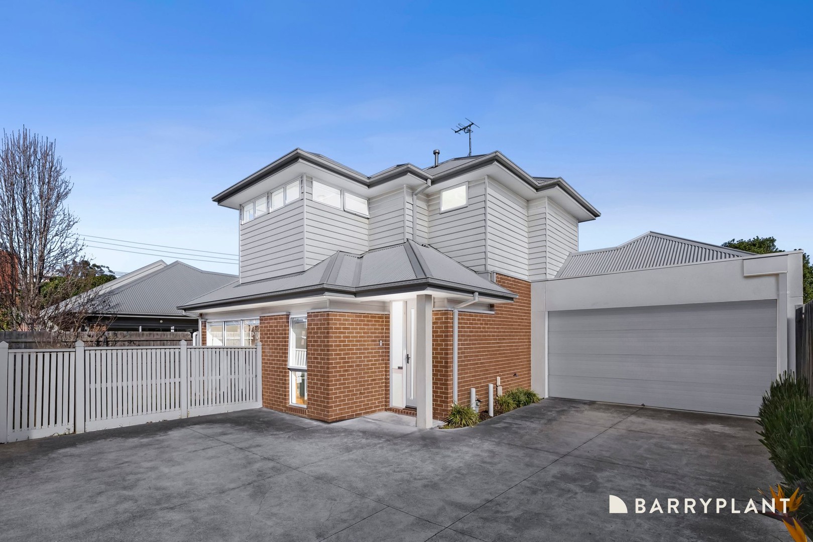 2/131 Durham Road, Sunshine - Image 1