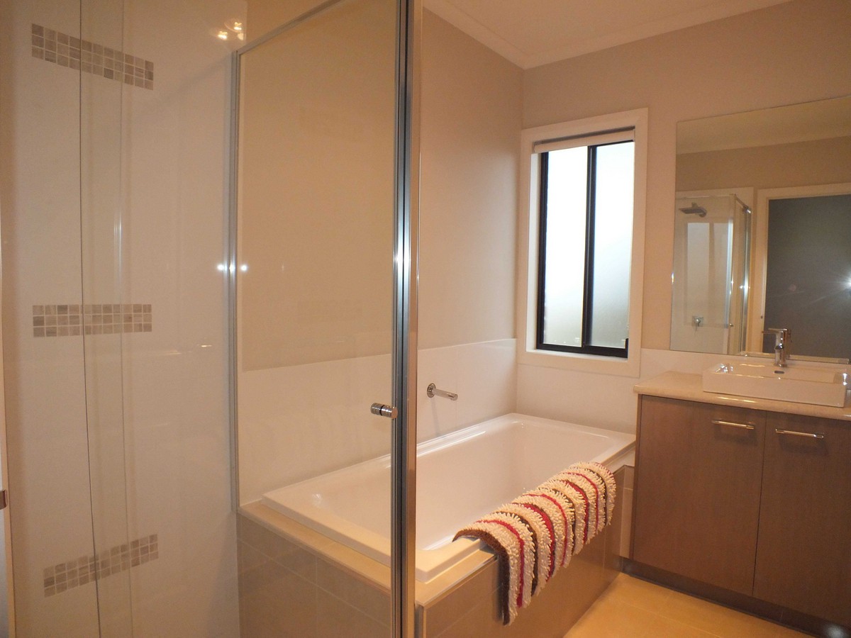 2/1325 Geelong Road, Mount Clear, VIC 3350, Mount Clear - Thumbnail 6