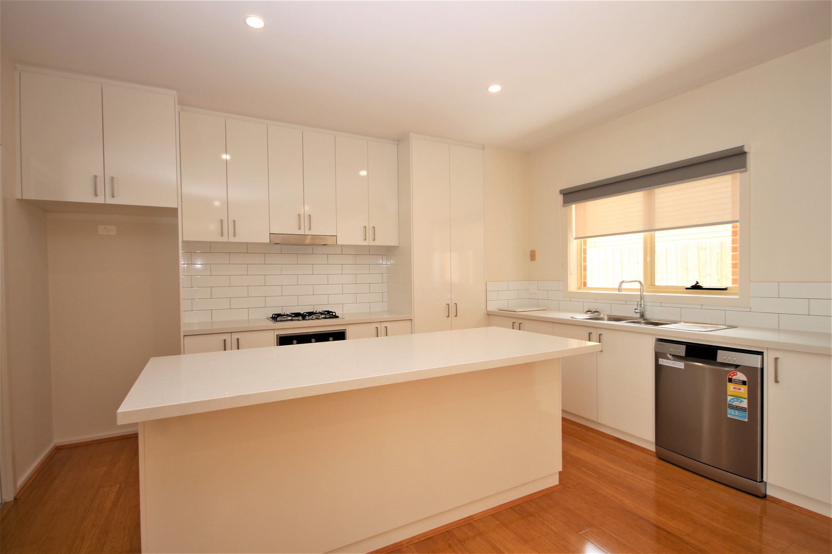 2/135 Autumn Street, Geelong West, VIC 3218, Geelong West - Thumbnail 3