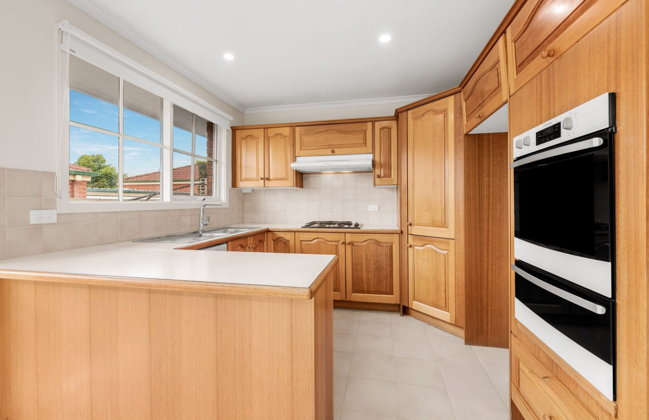 2/138 Beverley Street, Doncaster East, VIC 3109 - Thumbnail 1 - 07/05/2026