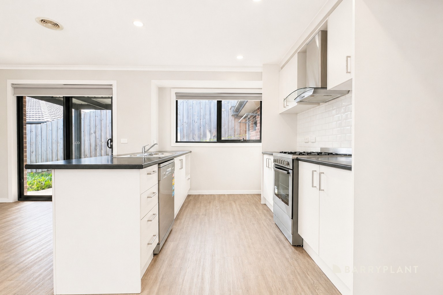 2/14 Amaroo Way, Newborough, VIC 3825 - Thumbnail 2 - 01/05/2026