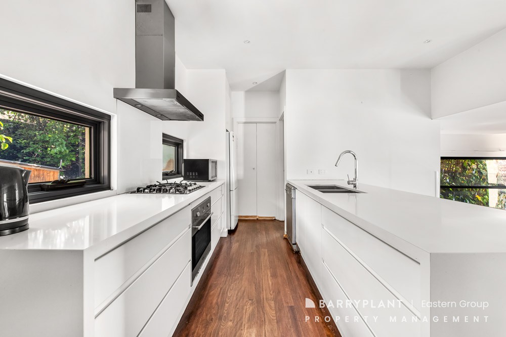 2/14 Baird Street East, Doncaster, VIC 3108, Doncaster - Thumbnail 2