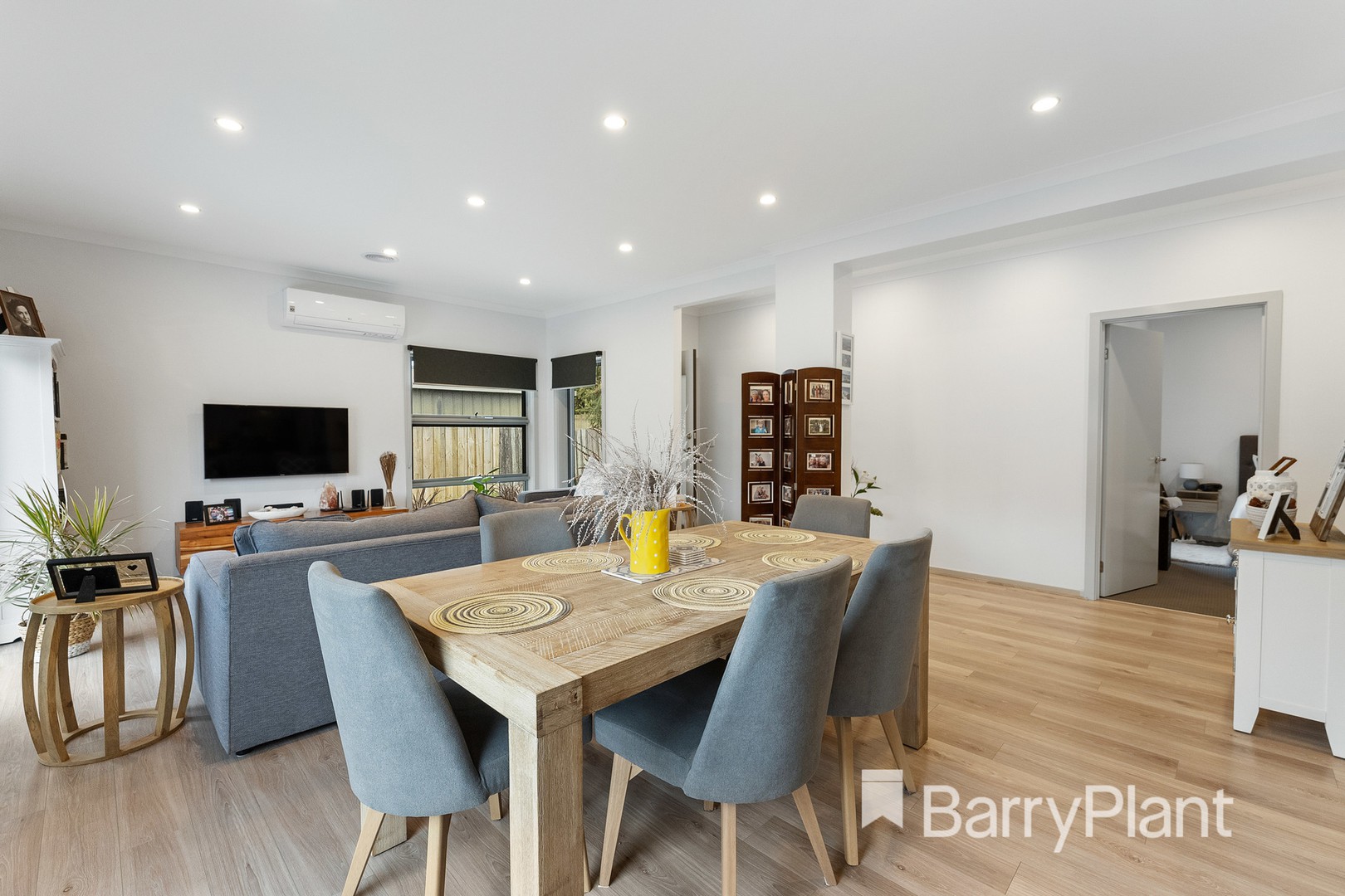 2/14 Brimpton Grove, Wyndham Vale, VIC 3024, Wyndham Vale - Thumbnail 4
