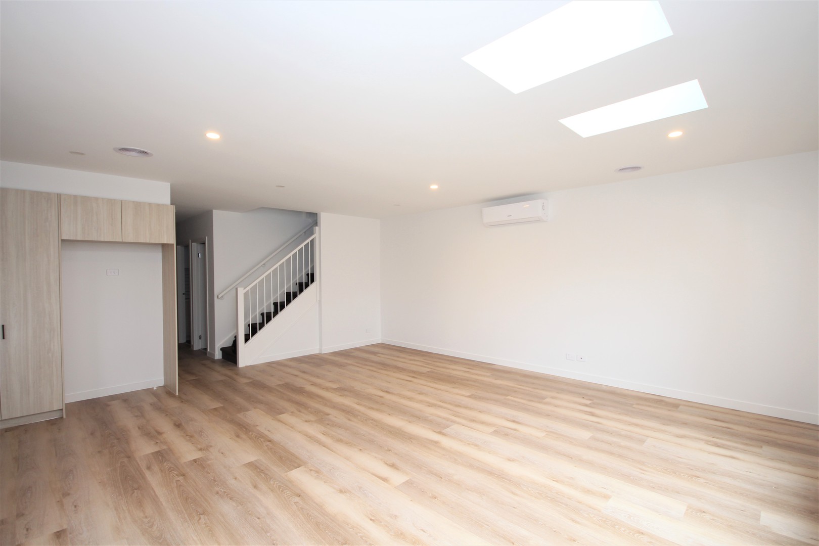 2/14 Cheryl Crescent, Belmont, VIC 3216, Belmont - Thumbnail 4