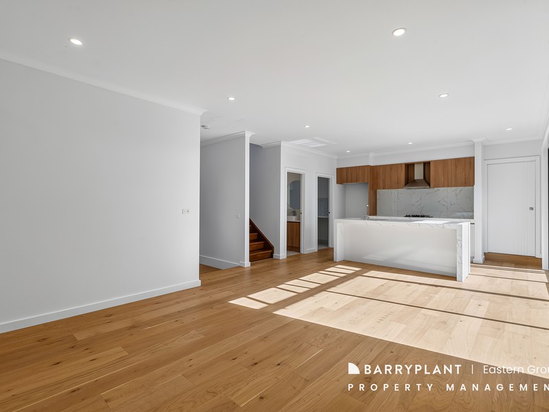 2/14 Clive Street, Mitcham, VIC 3132 - Image - 07/08/2026