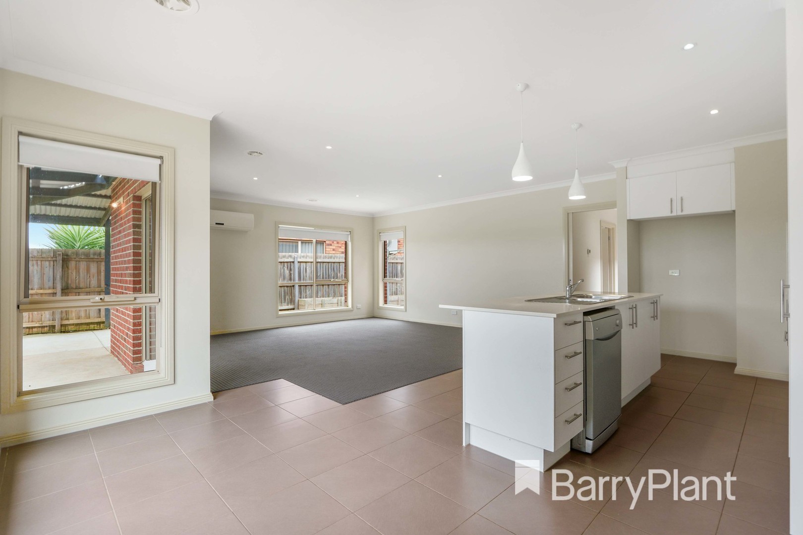 2/14 Cootamundra Court, Werribee, VIC 3030 - Thumbnail 2 - 11/08/2022