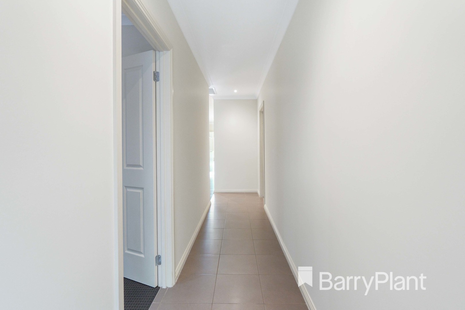 2/14 Cootamundra Court, Werribee, VIC 3030, Werribee - Thumbnail 7