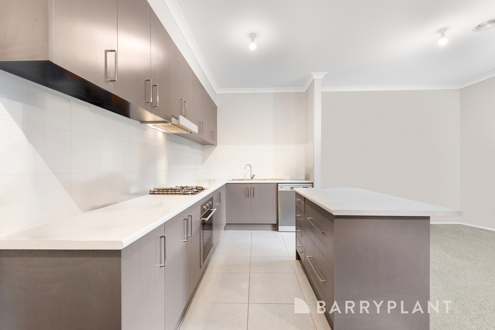 2/14 Marble Drive, Cobblebank, VIC 3338, Cobblebank - Thumbnail 3