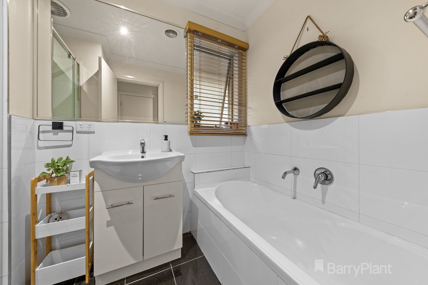 2/14 McNabb Street, Berwick, VIC 3806, Berwick - Thumbnail 8