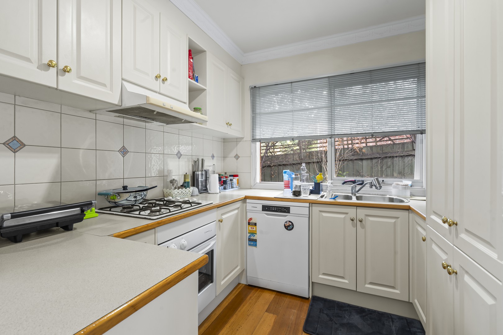 2/14 Minerva Crescent, Vermont South, VIC 3133 - Thumbnail 1 - 27/08/2025