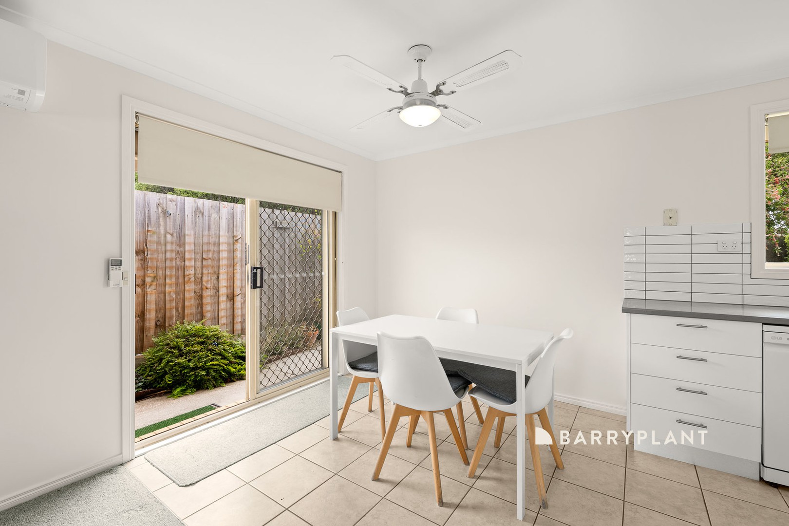 2/14 Sherriff Rise, Pakenham, VIC 3810, Pakenham - Thumbnail 3