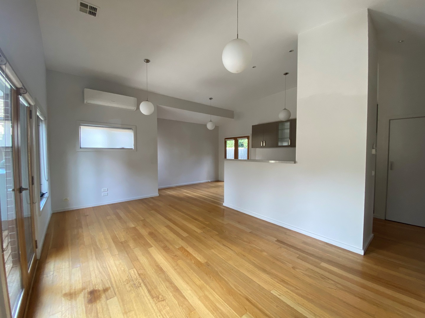 2/14 Swinburne Street, Rippleside, VIC 3215, Rippleside - Thumbnail 3