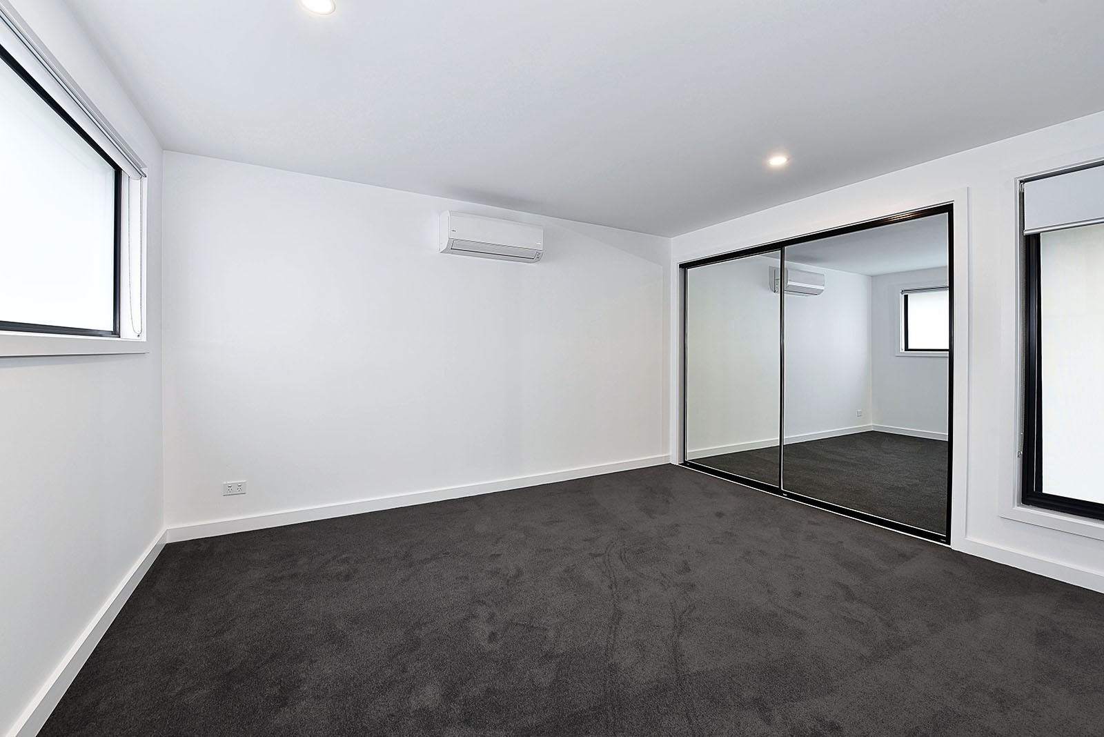 2/143 Mascoma Street, Strathmore, VIC 3041, Strathmore - Thumbnail 2