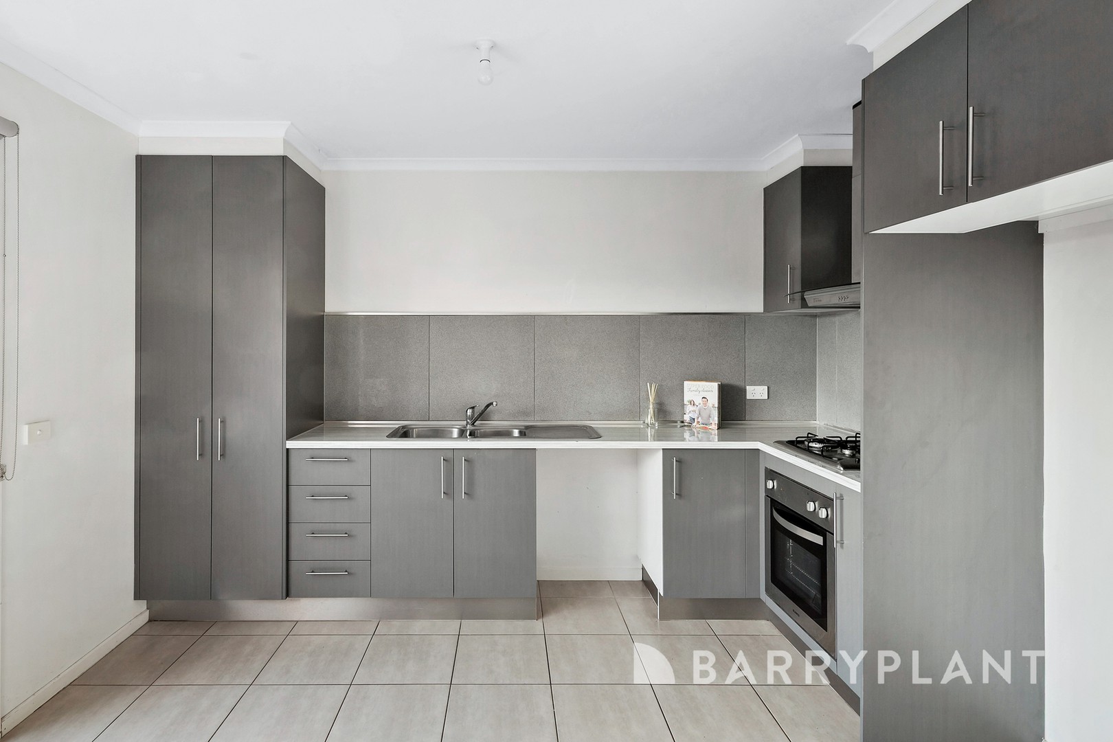 2/145 Fox Street, St Albans, VIC 3021, St Albans - Thumbnail 4