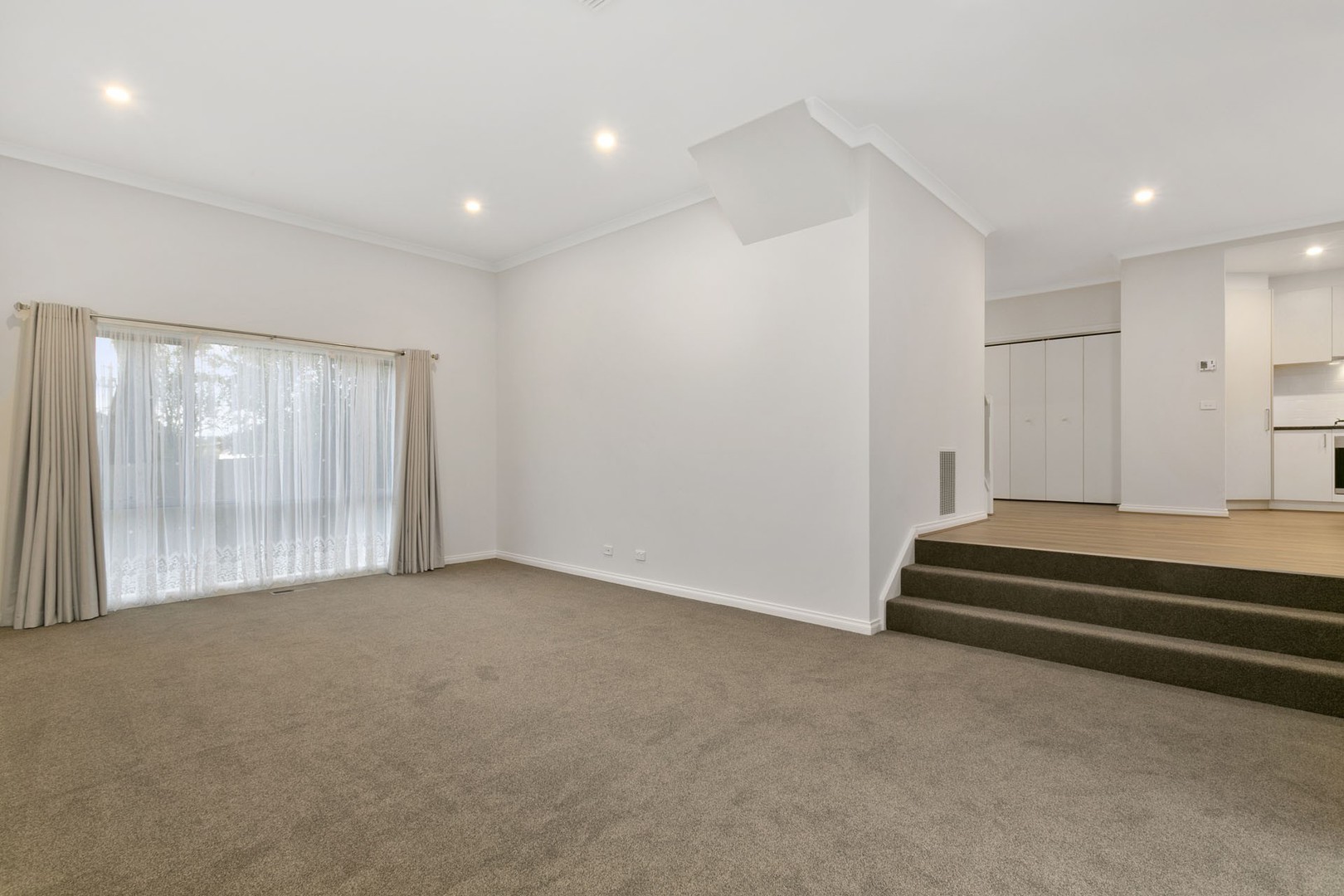 2/145 Victoria Road, Chirnside Park, VIC 3116, Chirnside Park - Thumbnail 4