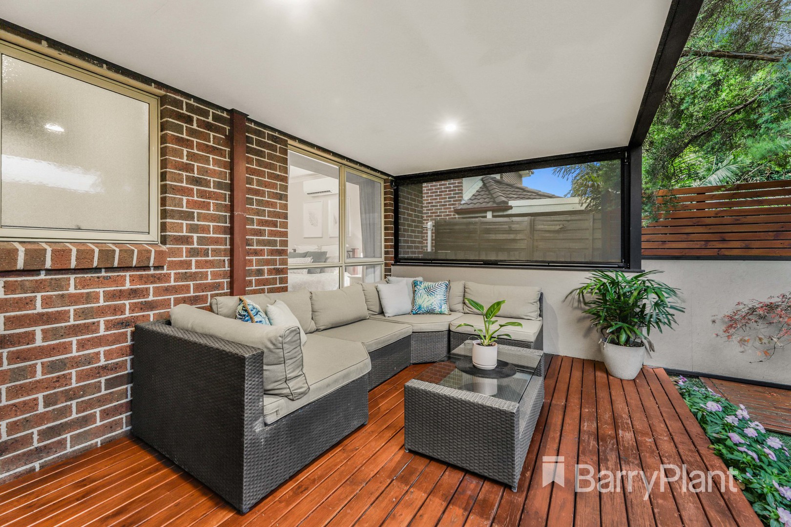 2/15 Alvina Street, Ferntree Gully, VIC 3156 - Thumbnail 2 - 18/05/2022