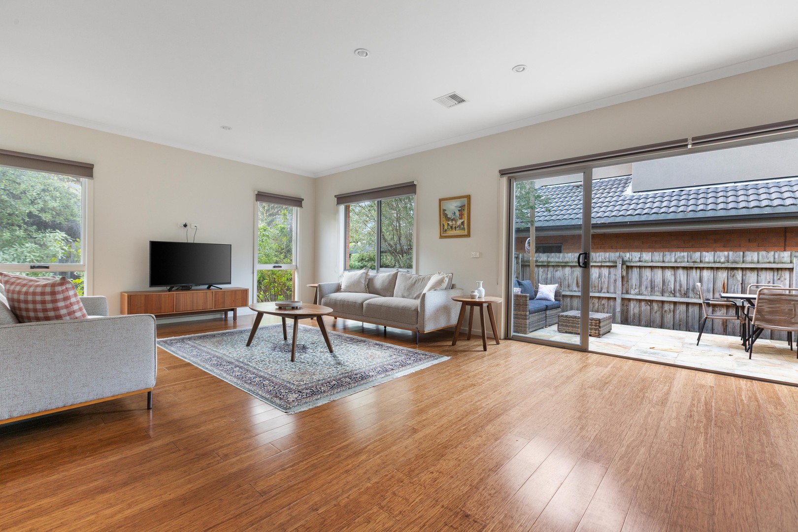 2/15 Cecil Street, Eltham, VIC 3095, Eltham - Thumbnail 2