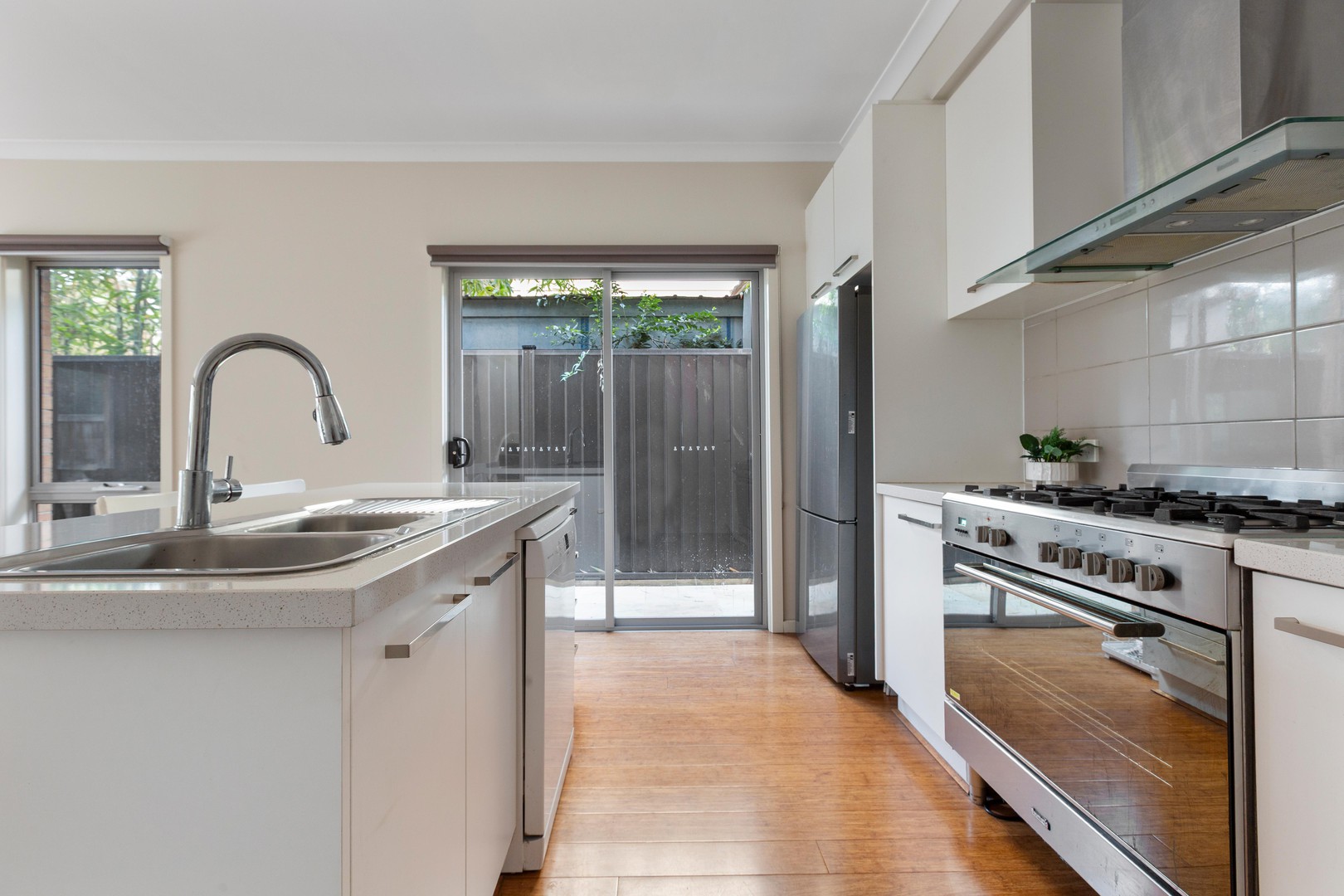 2/15 Cecil Street, Eltham, VIC 3095, Eltham - Thumbnail 5