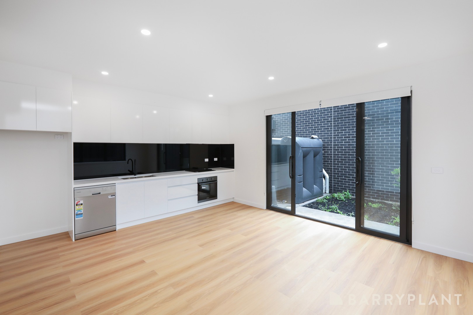 2/15 Cutts Street, Sunshine North, VIC 3020, Sunshine North - Thumbnail 3