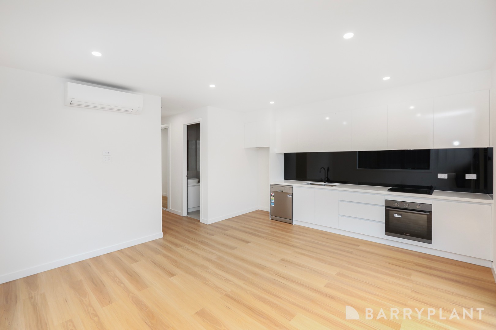 2/15 Cutts Street, Sunshine North, VIC 3020, Sunshine North - Thumbnail 5