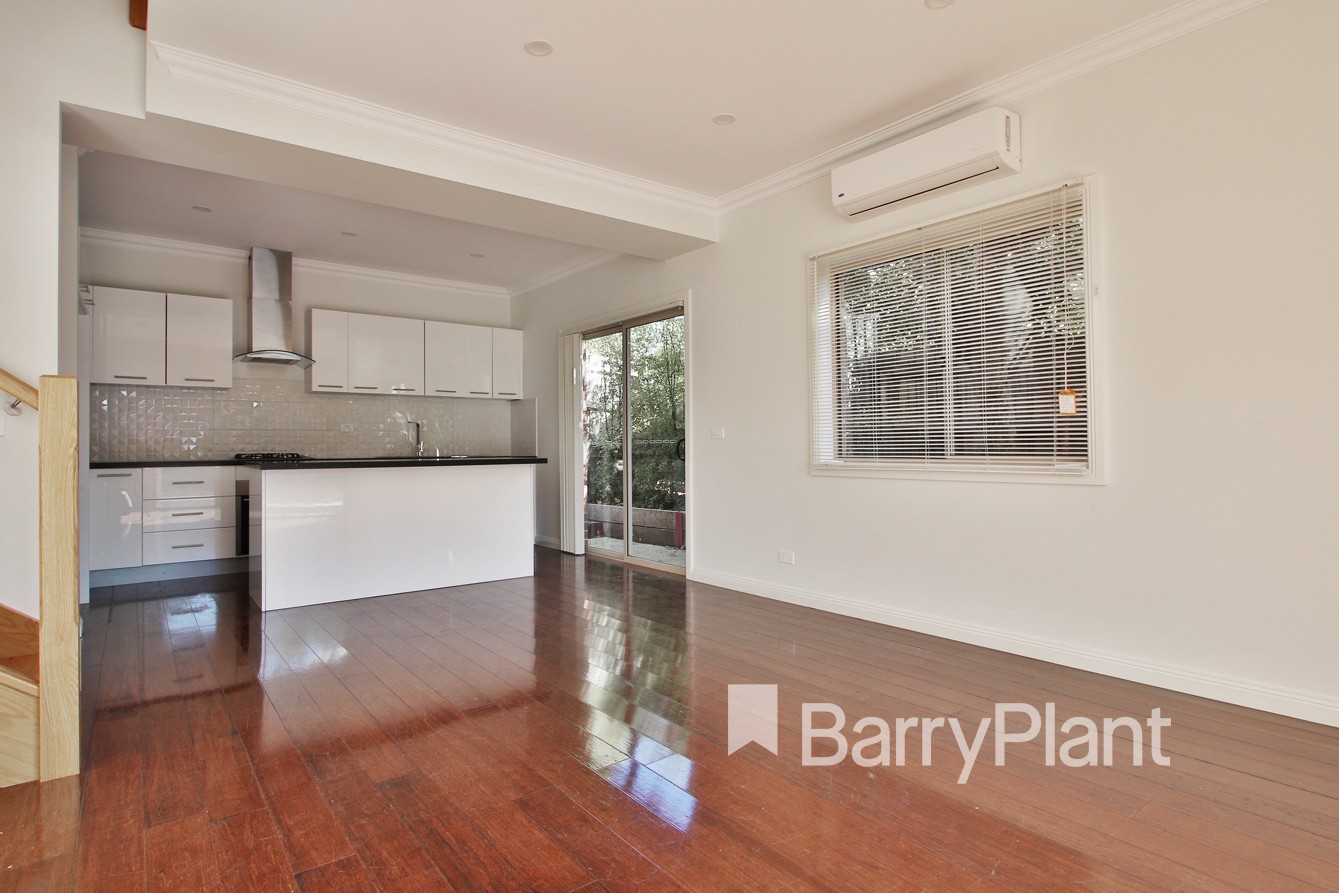 2/15 Gedye Street, Doncaster East, VIC 3109 - Thumbnail 1 - 02/06/2025