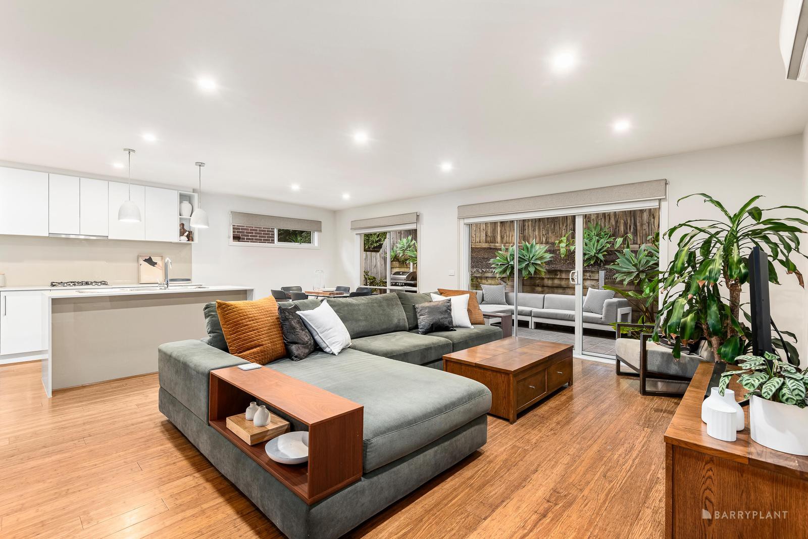 2/15 Grove Street, Eltham, VIC 3095 - Thumbnail 2 - 04/04/2025