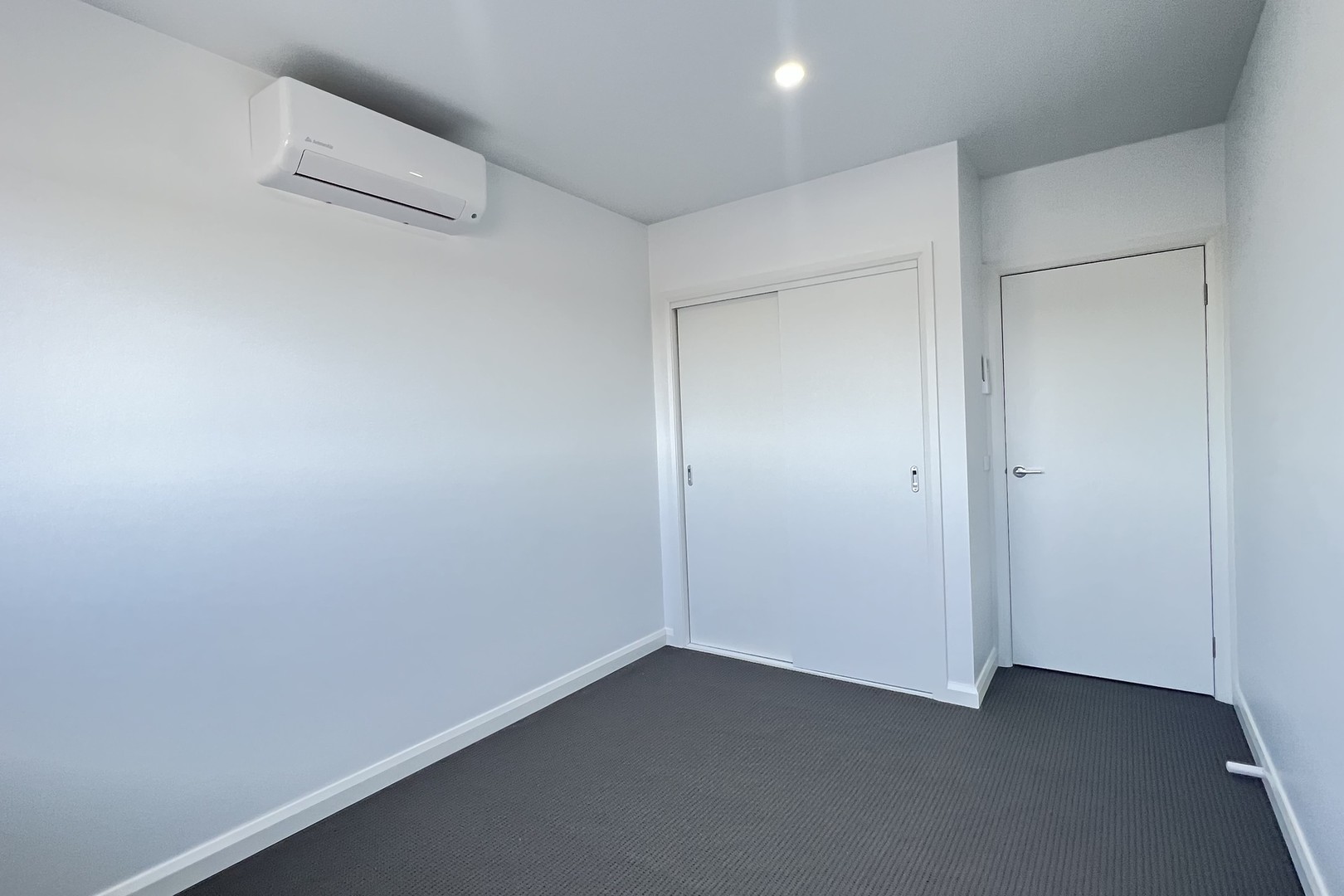 2/15 Hurtle Street, Lalor, VIC 3075, Lalor - Thumbnail 4