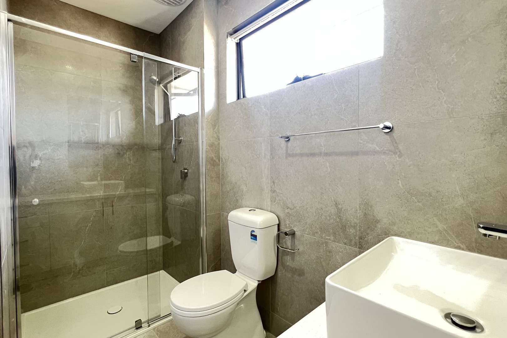 2/15 Hurtle Street, Lalor, VIC 3075, Lalor - Thumbnail 6