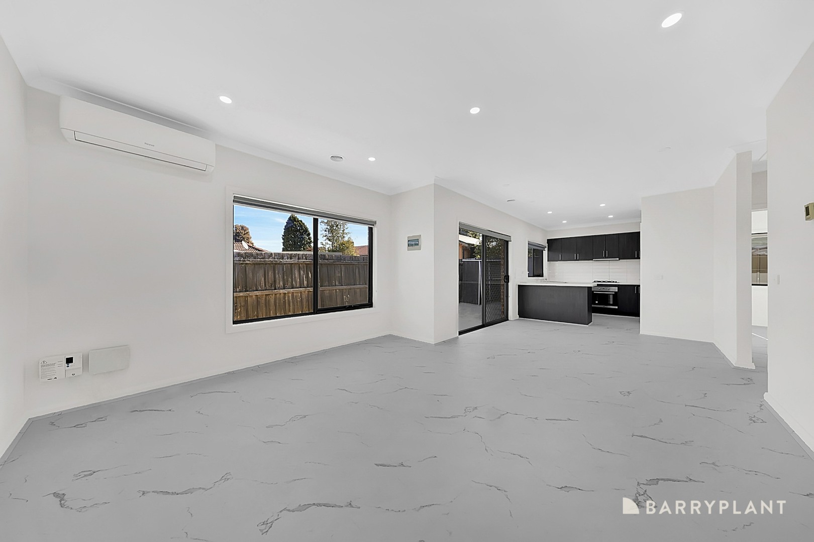 2/15 Monterey Court, Mill Park, VIC 3082, Mill Park - Thumbnail 3