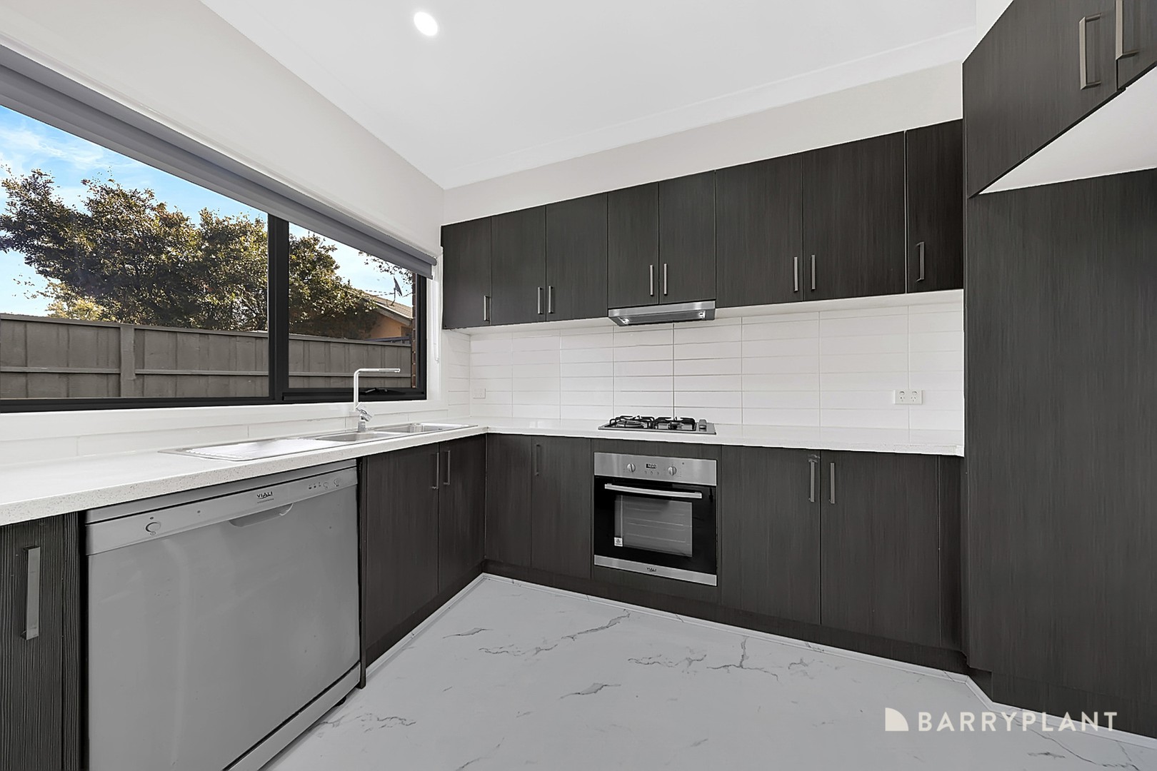 2/15 Monterey Court, Mill Park, VIC 3082, Mill Park - Thumbnail 2