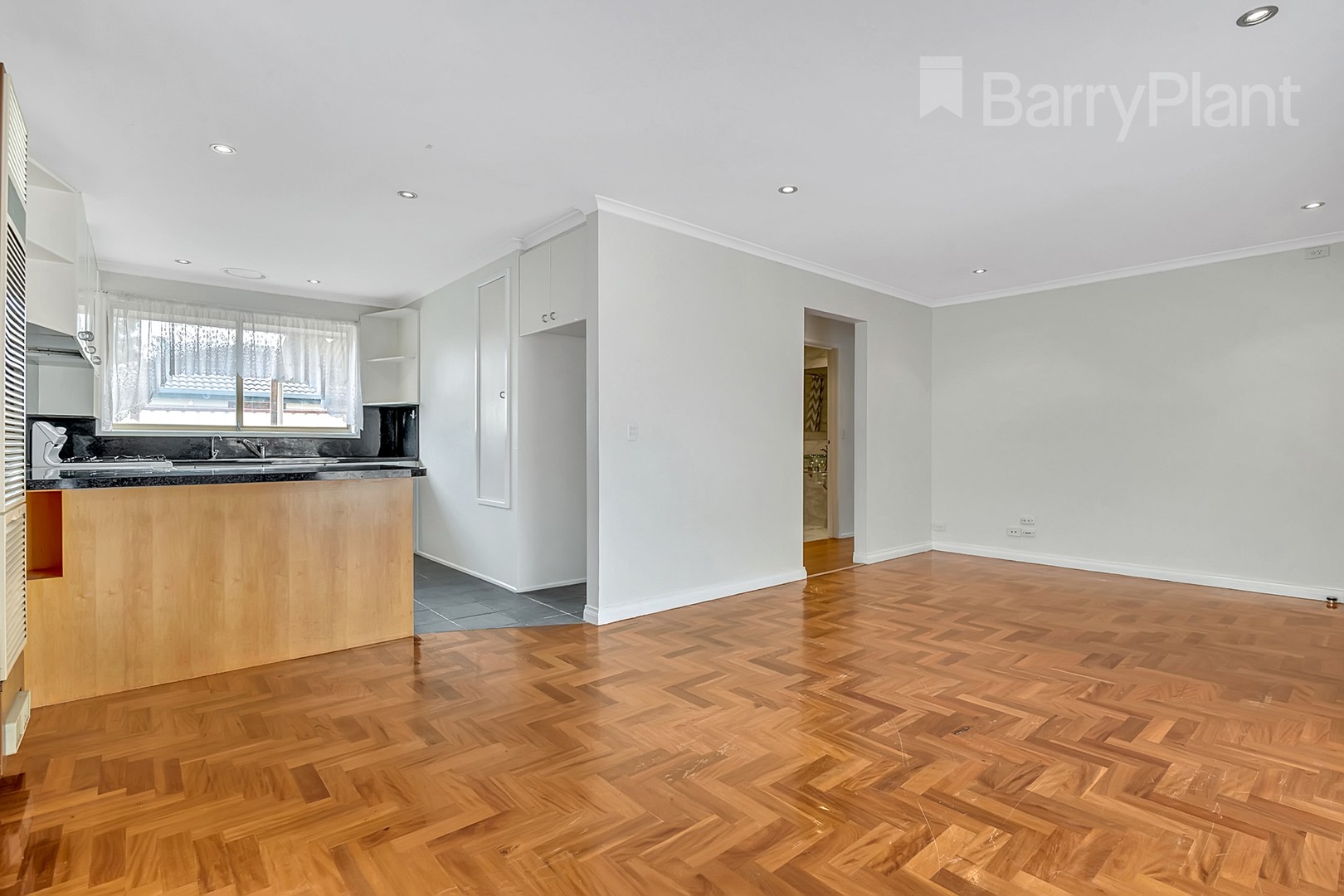 2/15 Northern Crescent, Craigieburn, VIC 3064, Craigieburn - Thumbnail 4