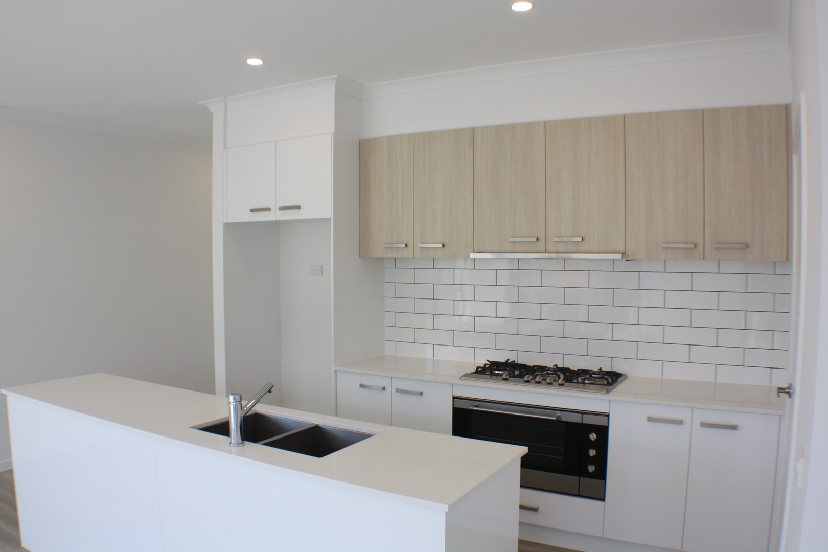 2/15 Robertson Street, Thomson, VIC 3219, Thomson - Thumbnail 7